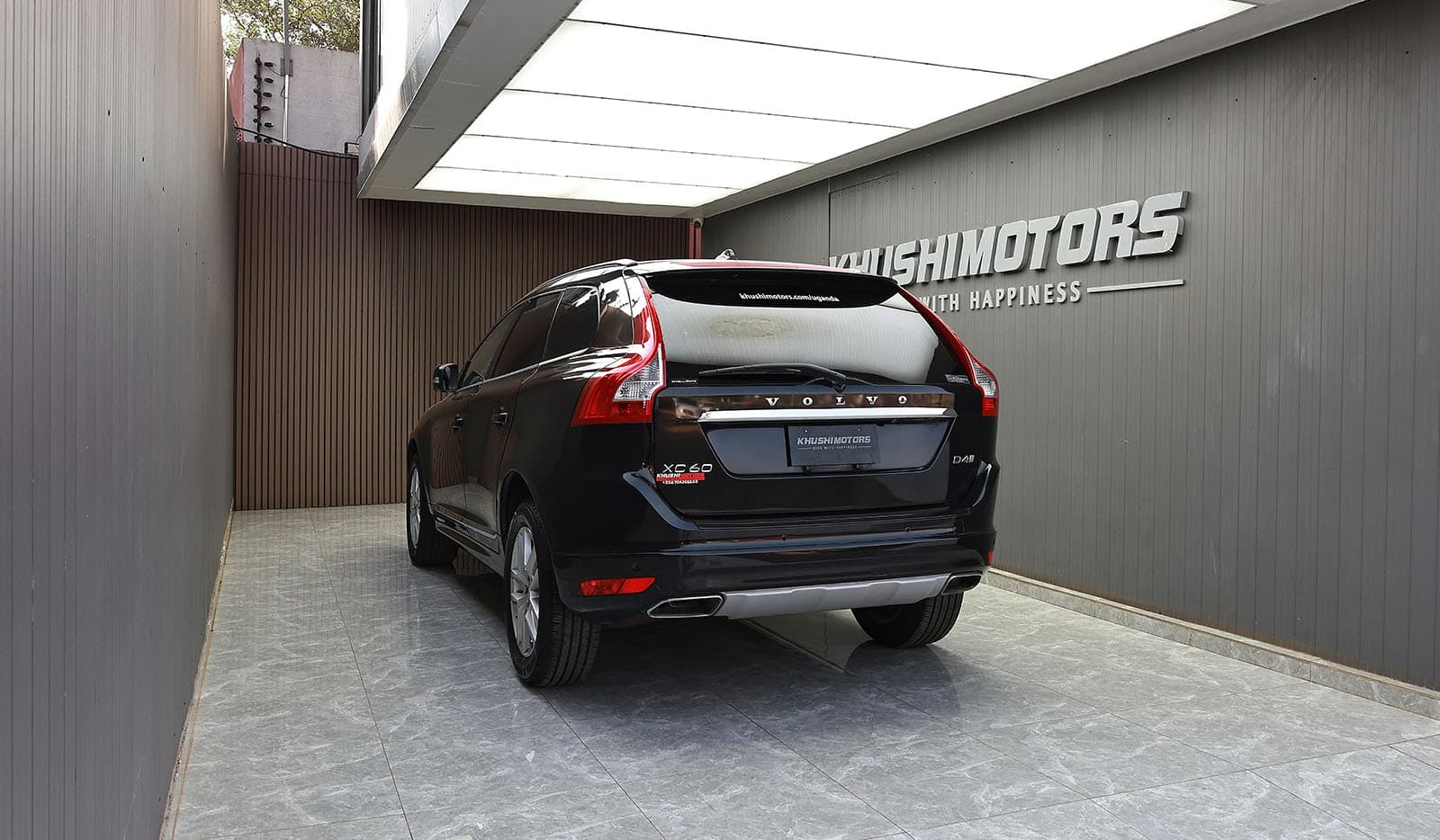 2017 Volvo XC60 D4 CLASSIC image-4