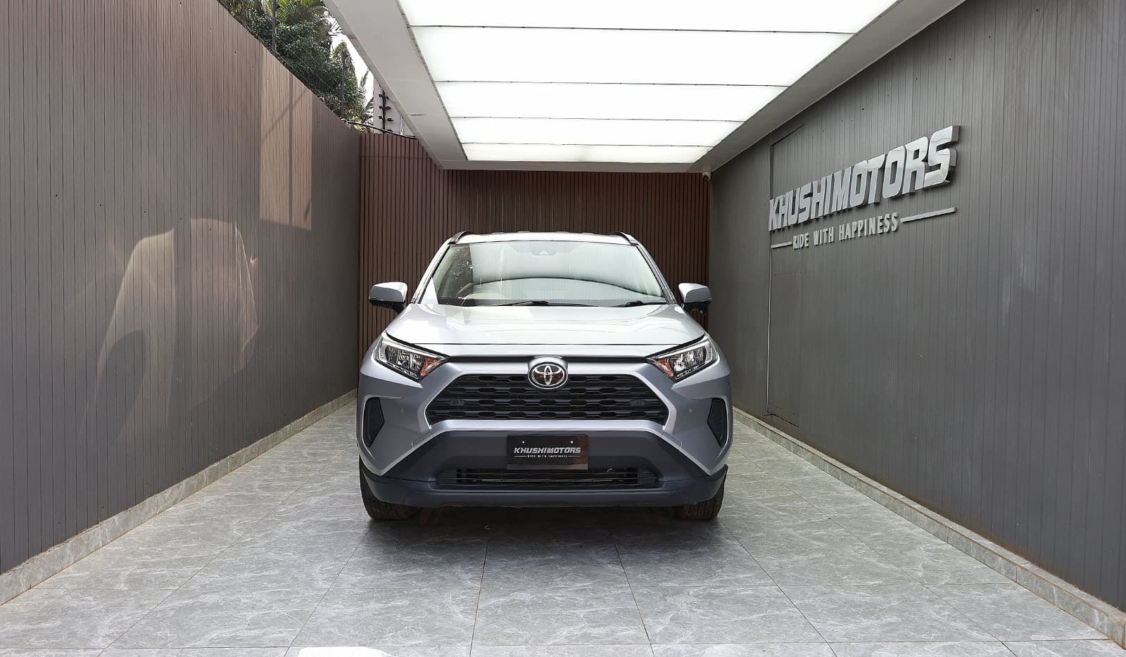 2020 Toyota RAV-4 image-2