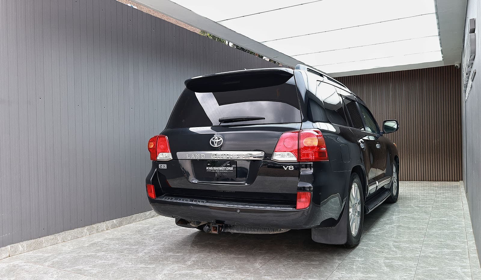 2013 Toyota Land Cruiser 200 ZX image-6