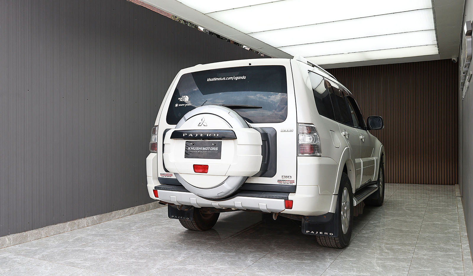 2012 Mitsubishi Pajero Long Exeed image-4