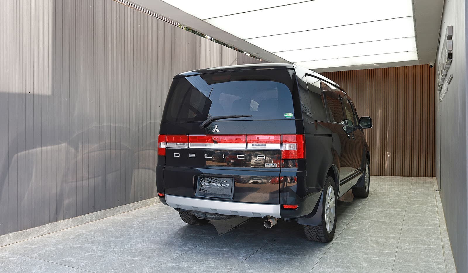 2013 Mitsubishi Delica D5 D POWER PKG image-4