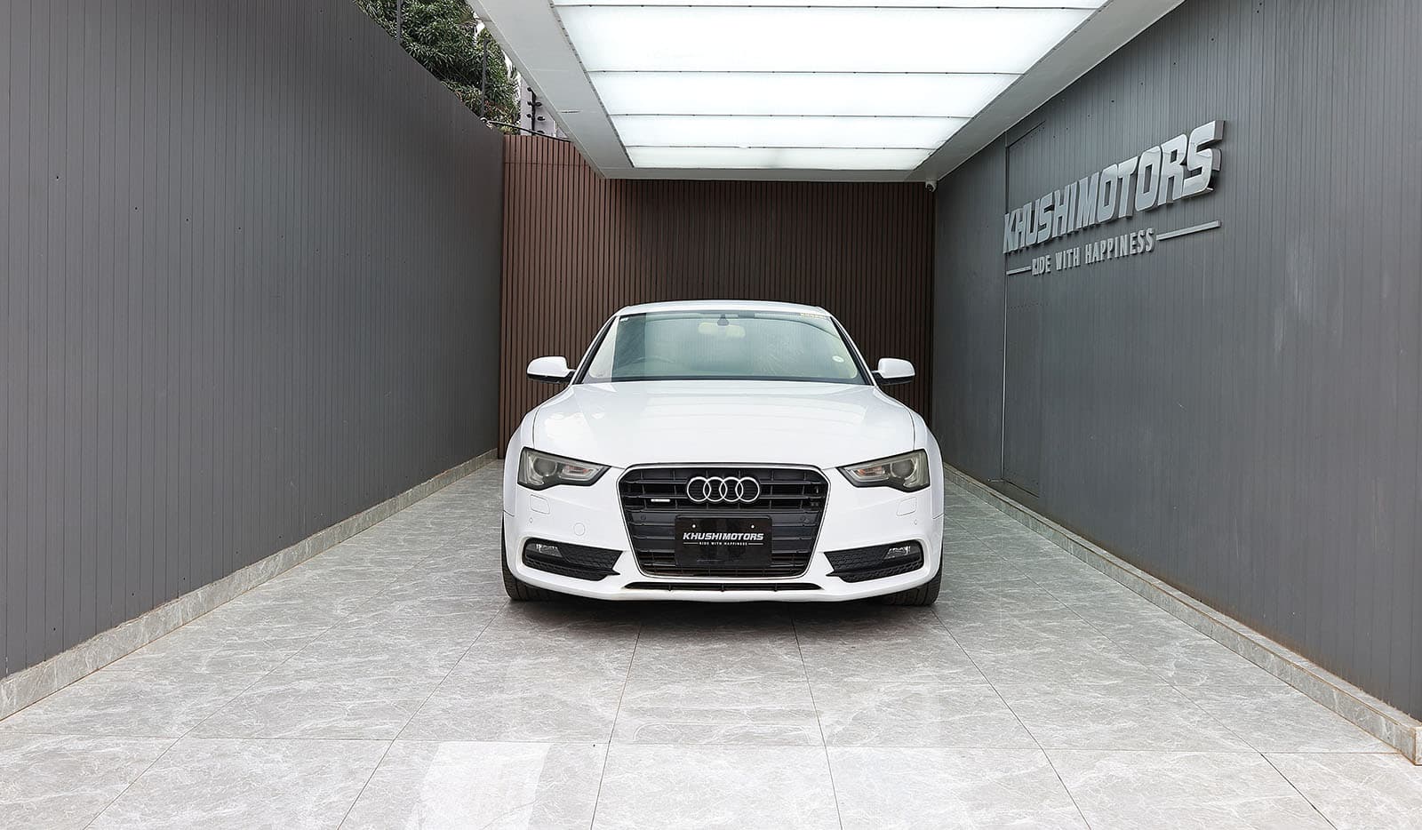 2012 Audi A5 2.0 TFSI Quatro image-2