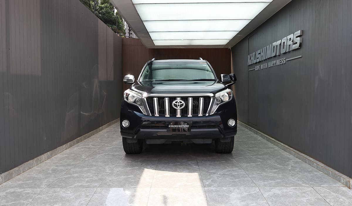 2017 Toyota Land Cruiser Prado G Frontier TX-L package image-2