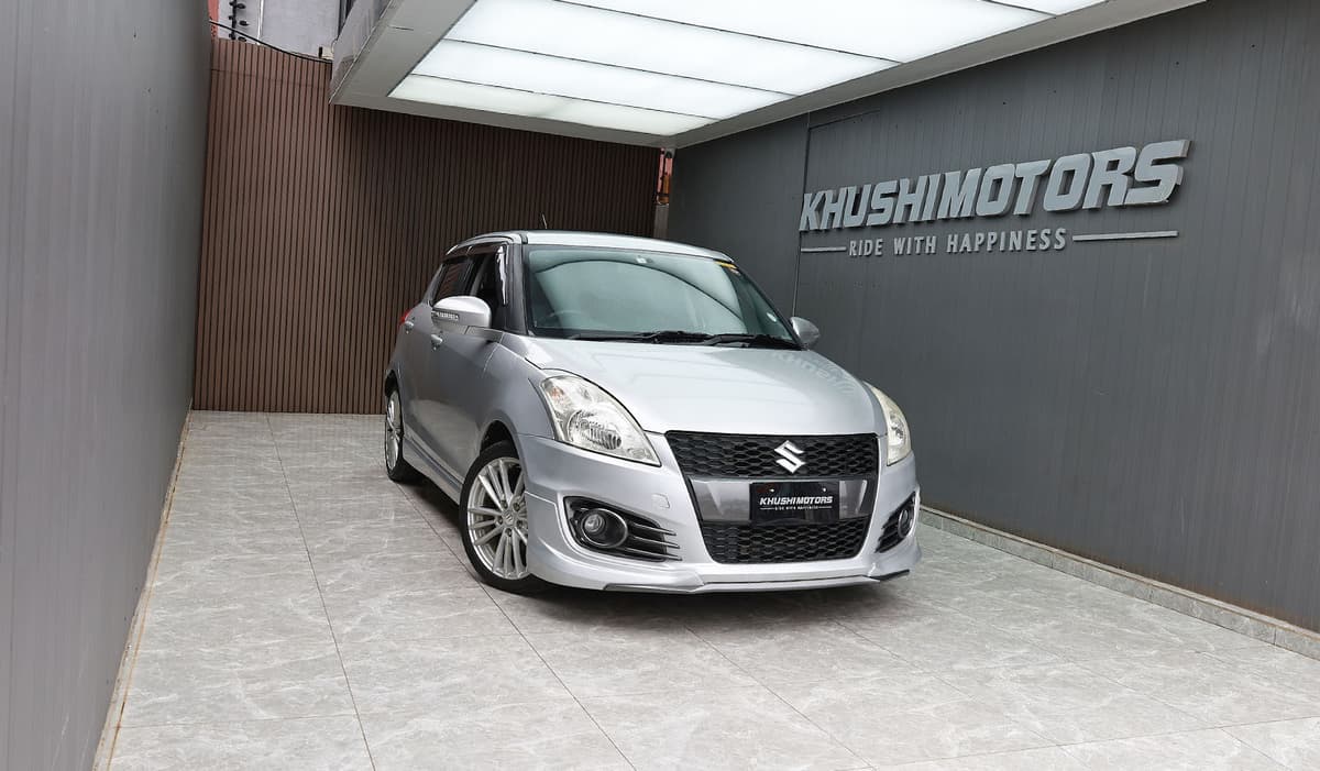 2012 Suzuki Swift Sport image-1