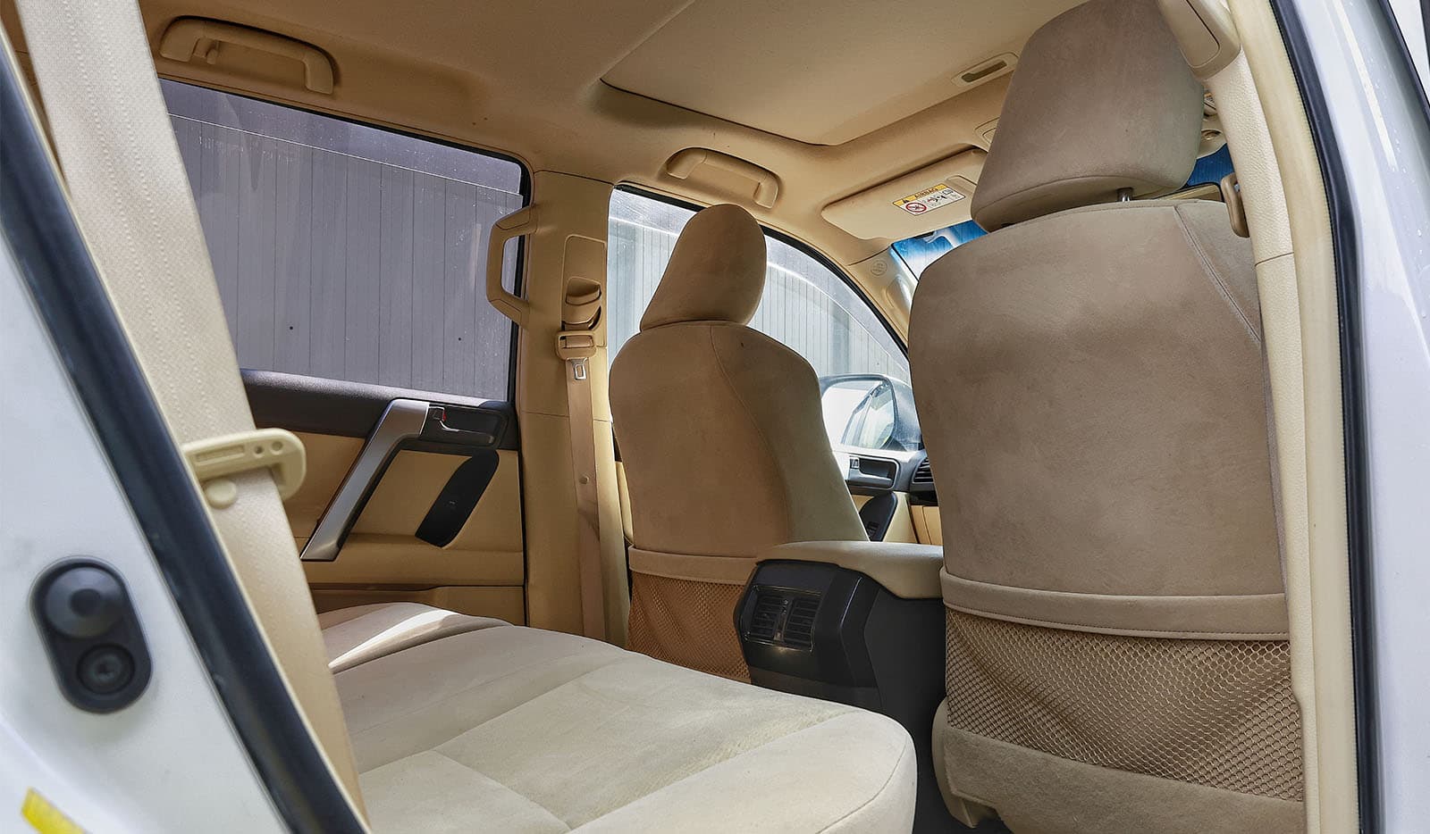 2016 Toyota Land Cruiser Prado TX image-13