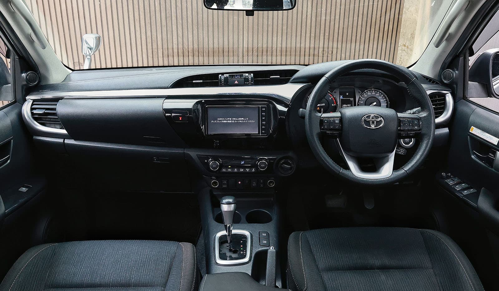 2021 Toyota Hilux image-9