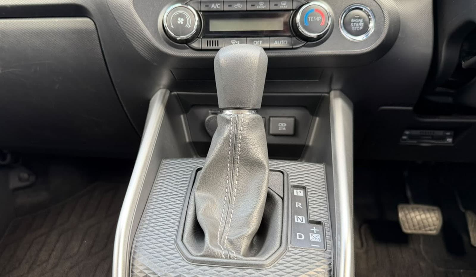 2020 Toyota Raize G Package image-9