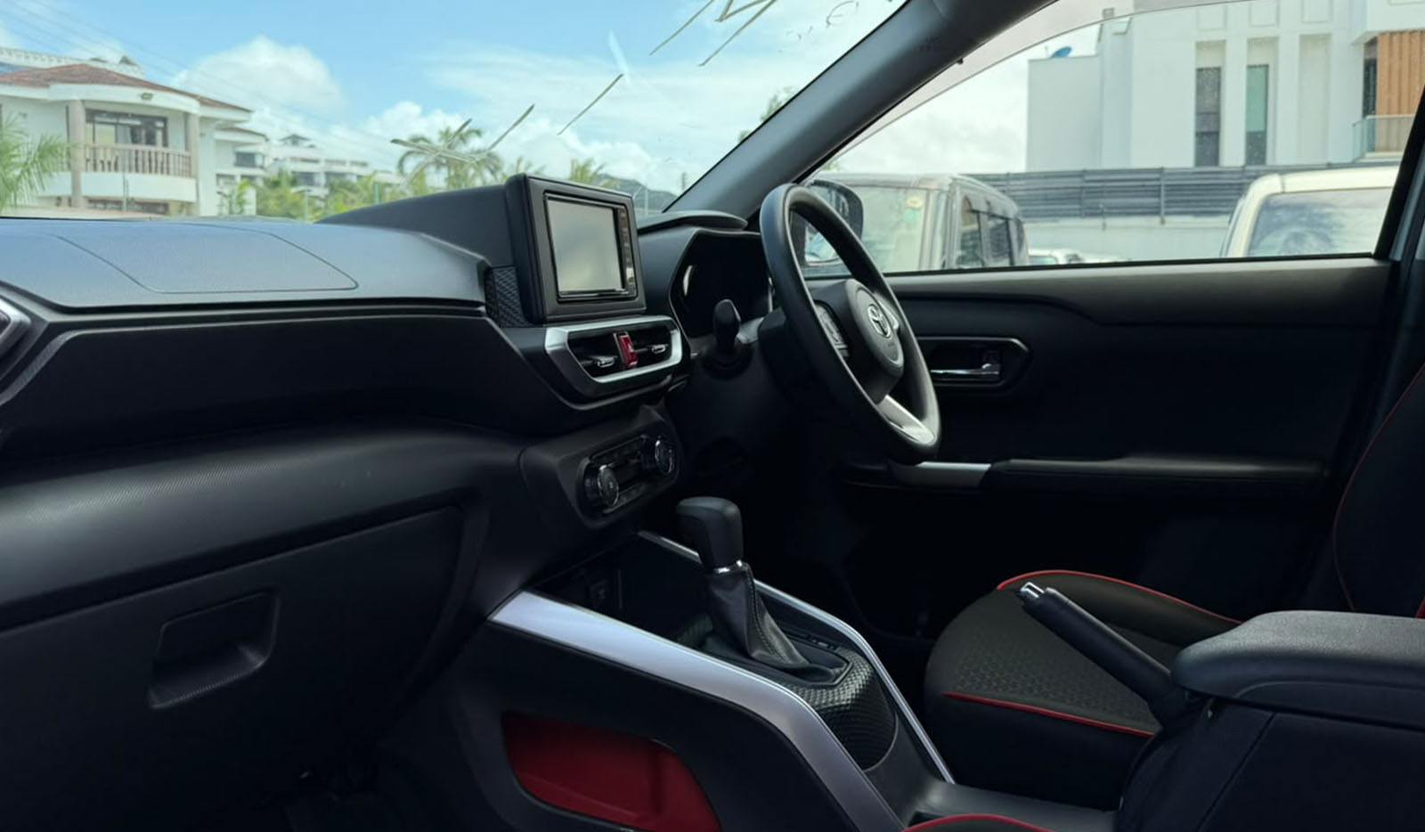 2020 Toyota Raize G Package image-8
