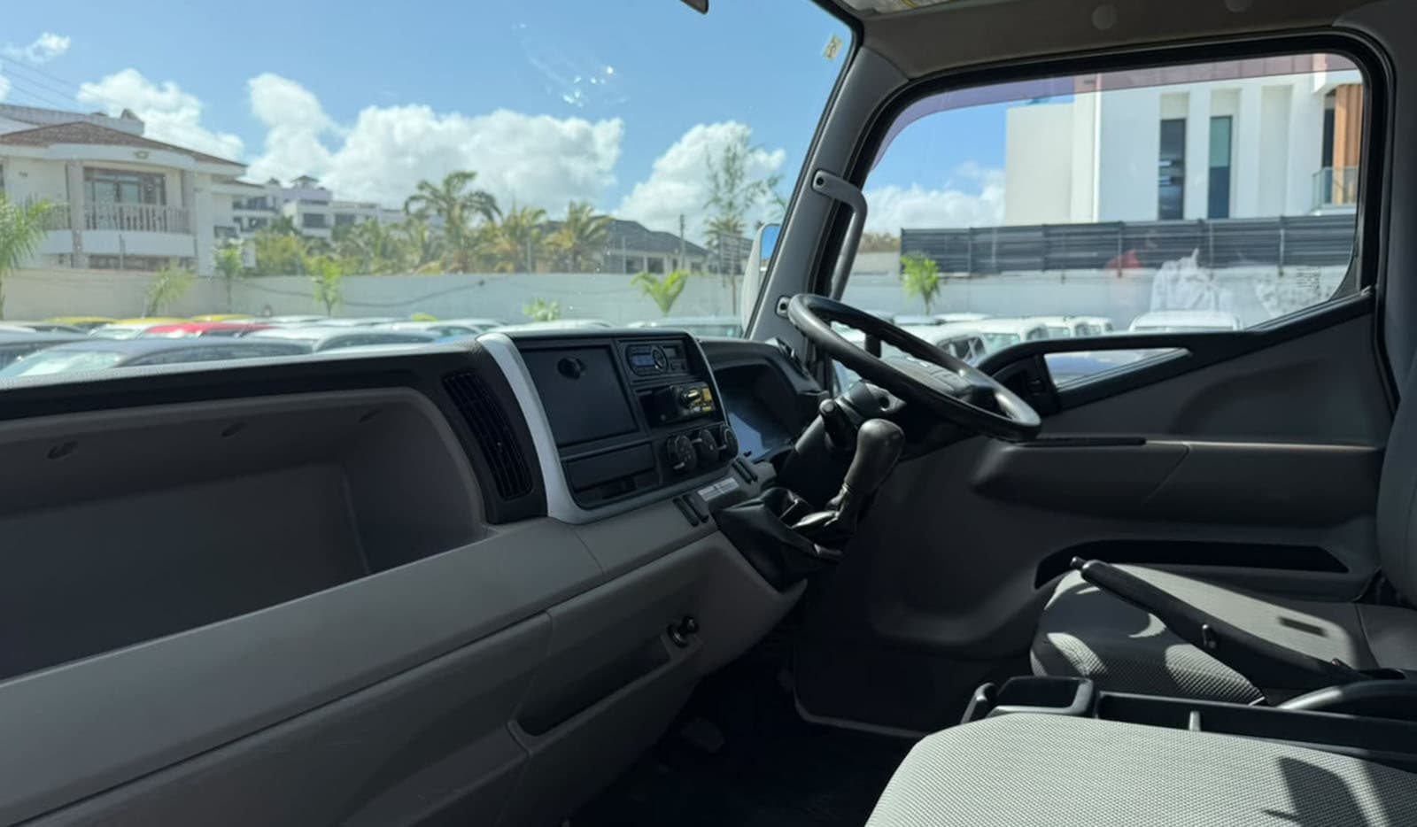 2018 Mitsubishi Canter 7.8 Ton image-7