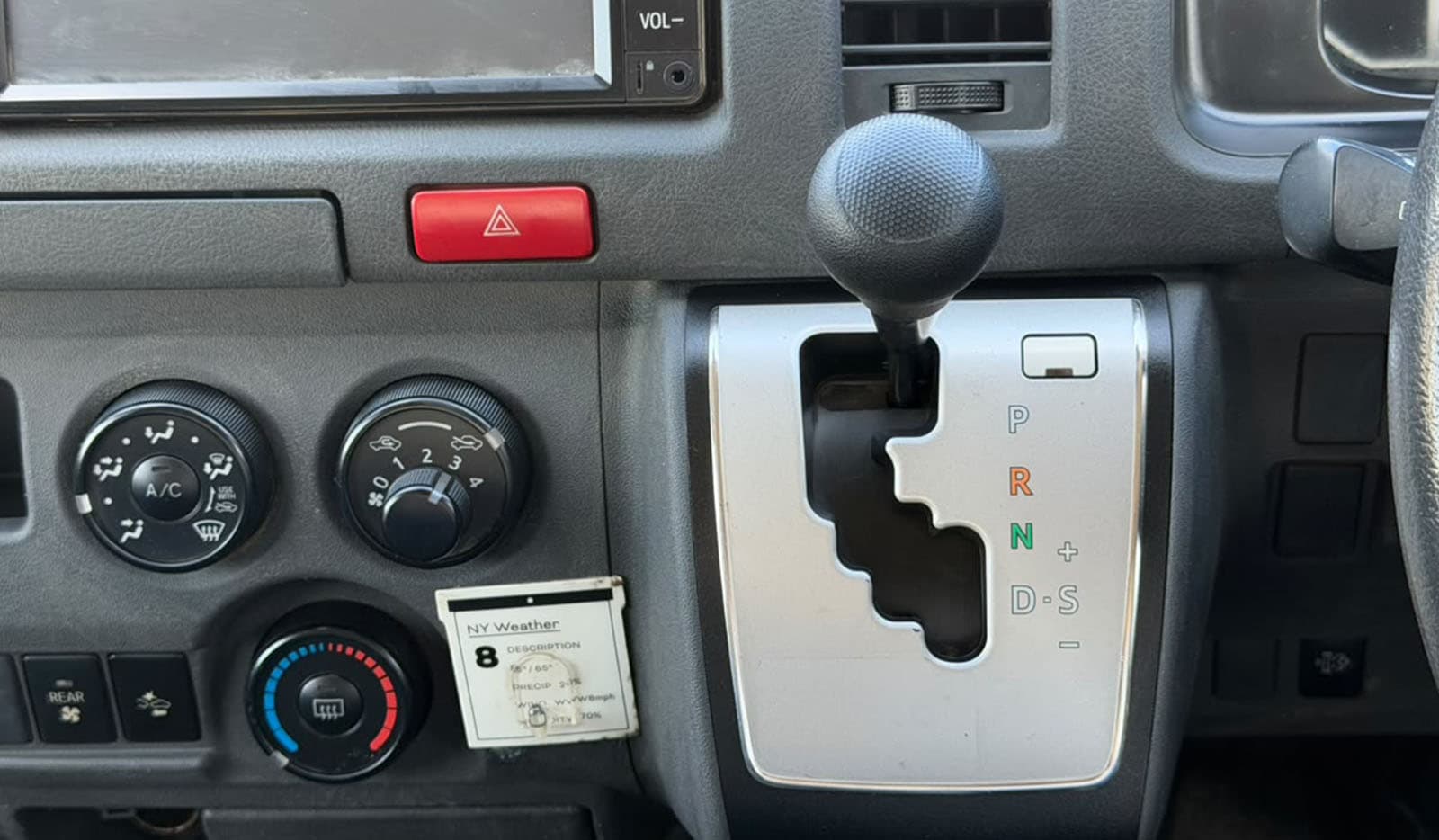 2019 Toyota Regius Ace Van Long DX image-9