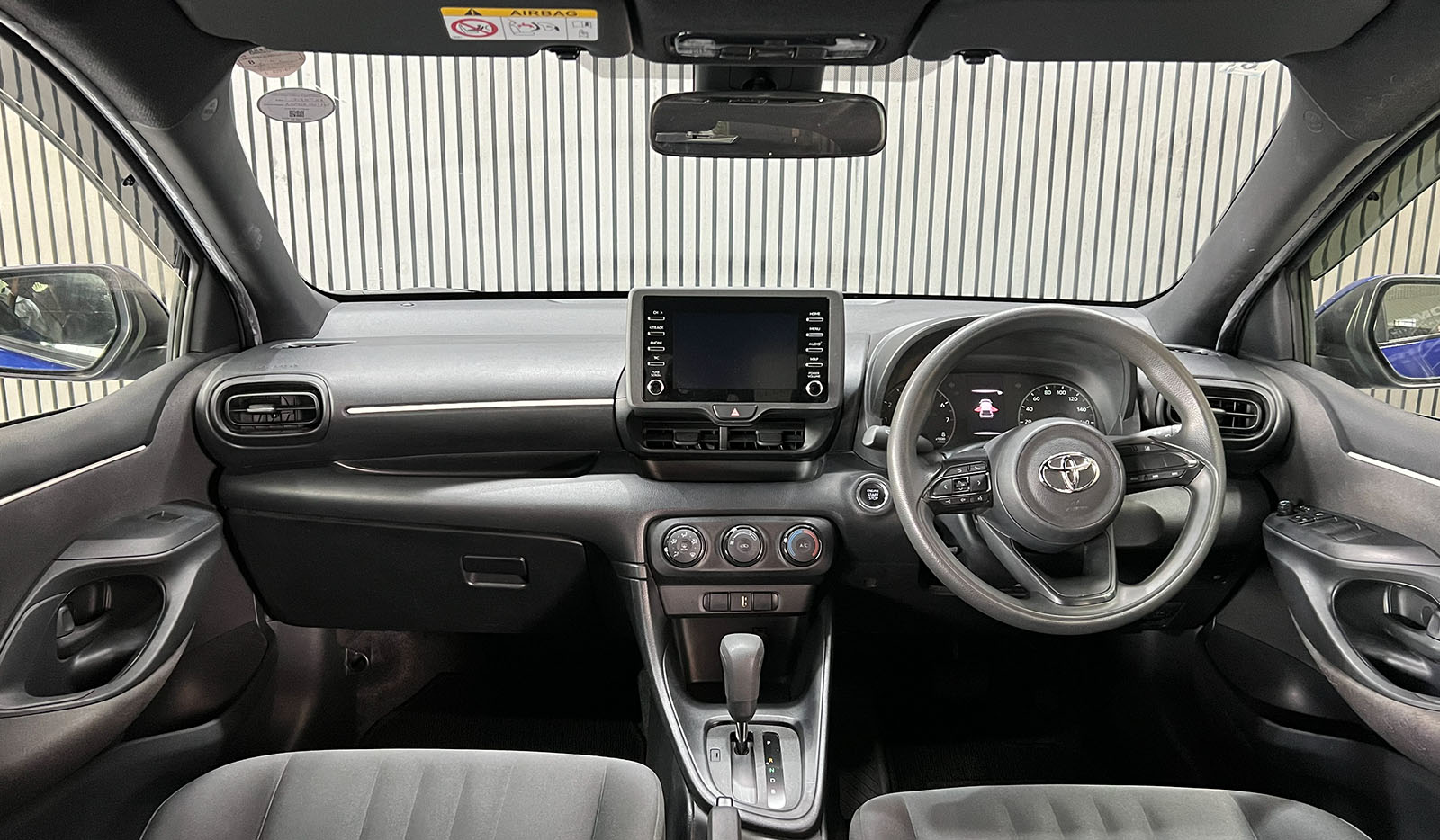 2020 Toyota Yaris X image-7