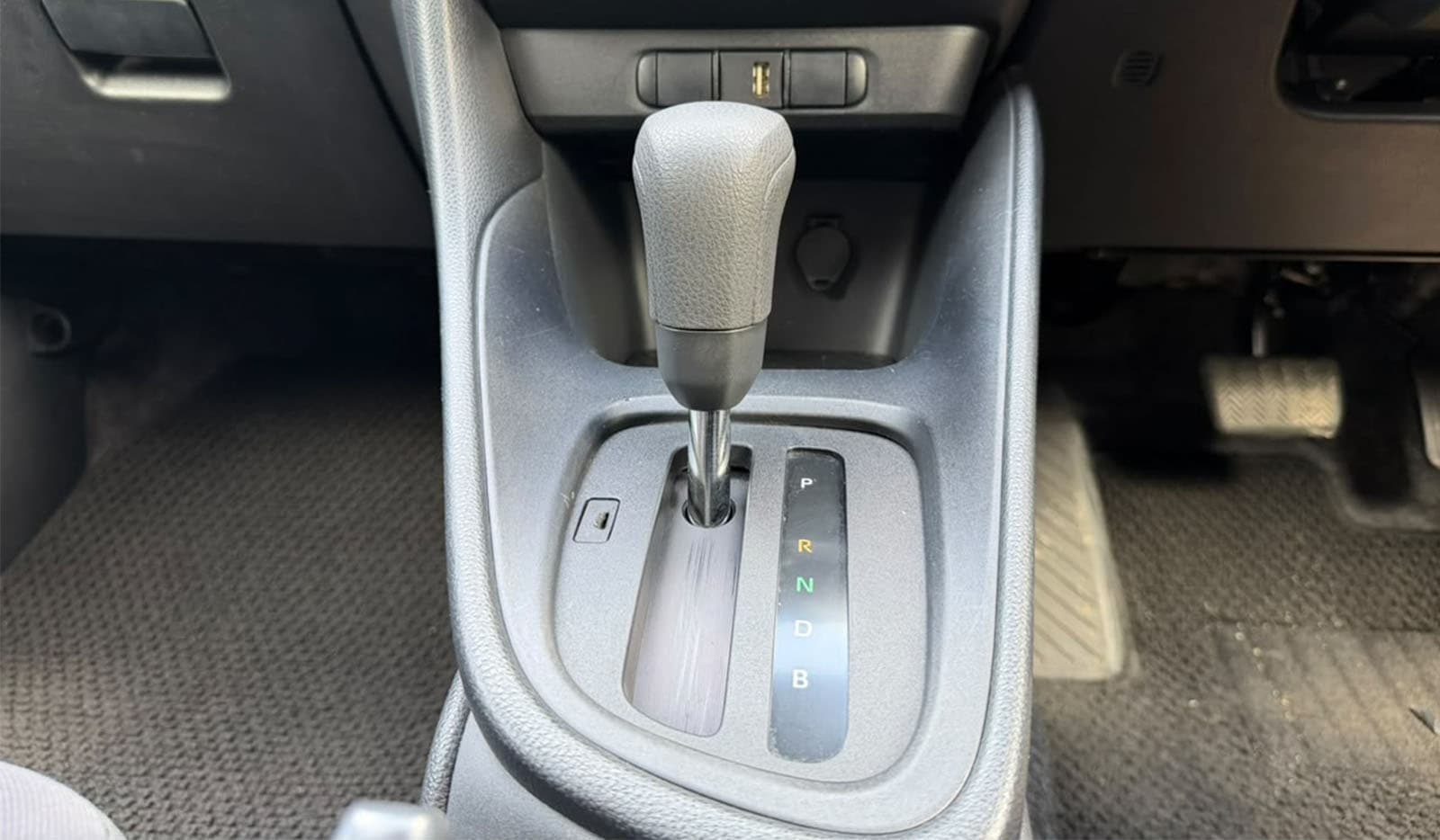 2020 Toyota Yaris X image-8