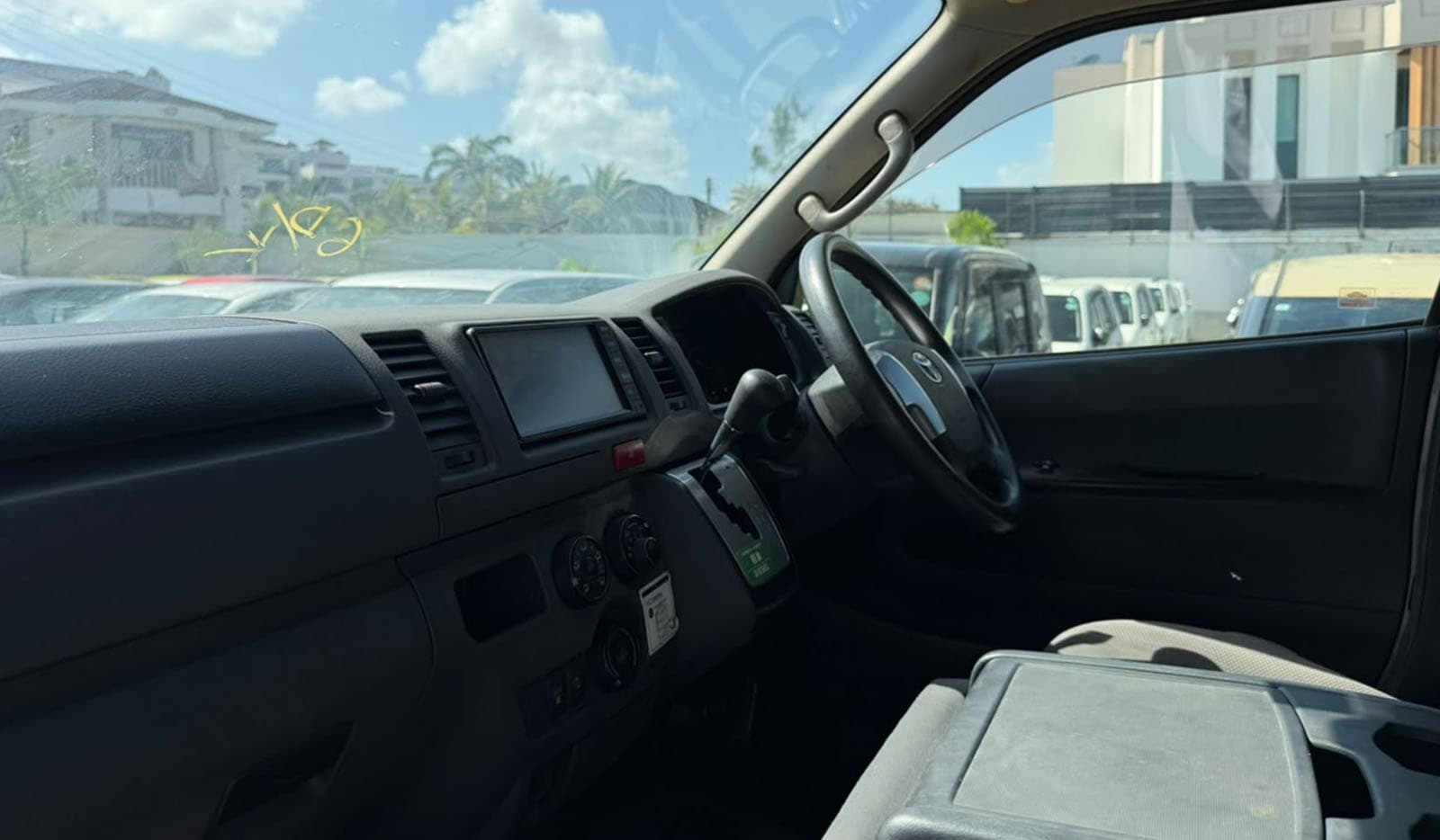 2019 Toyota Regius Ace Van Long DX image-7