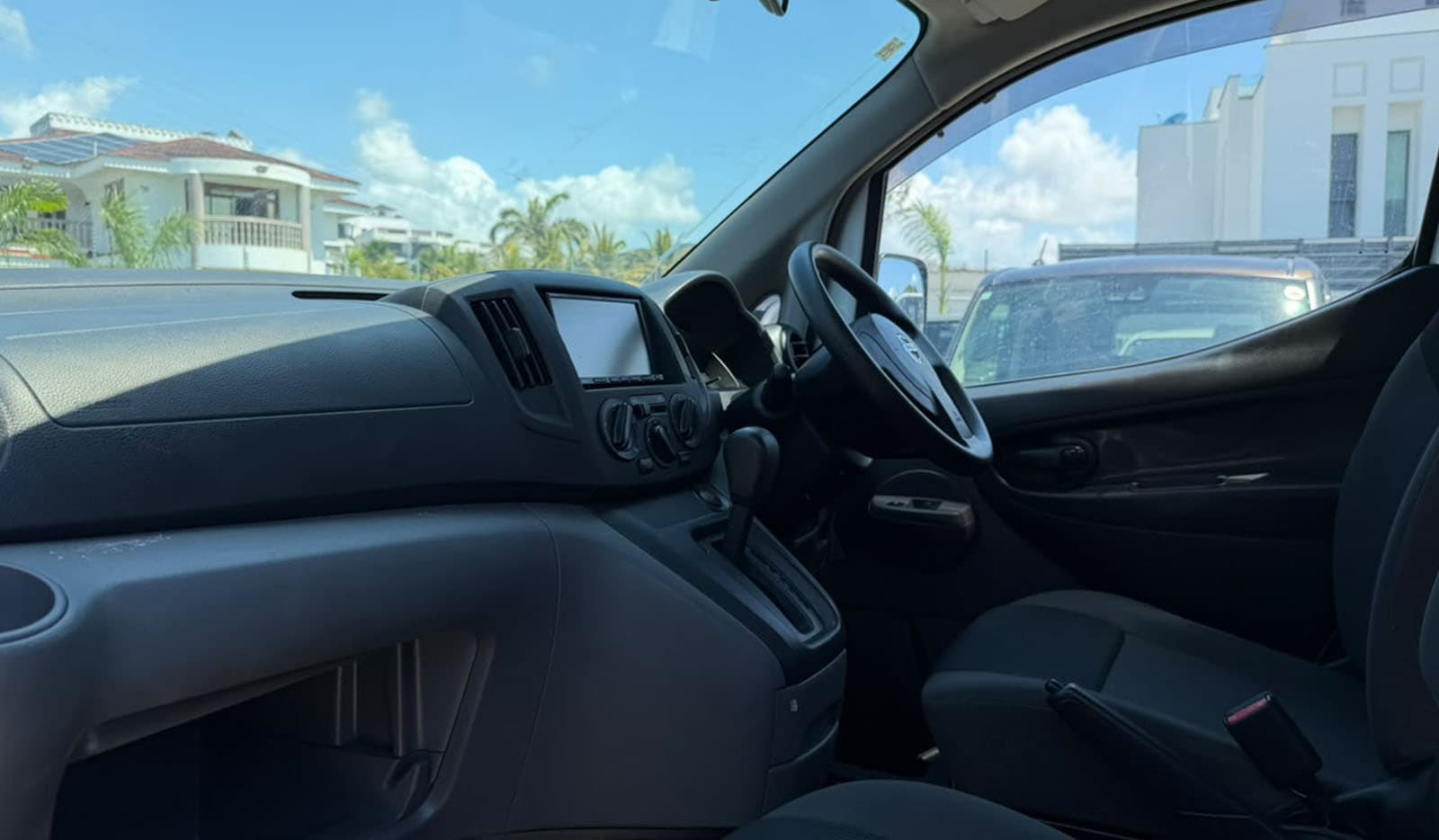 2019 Nissan Vanette NV200 image-12