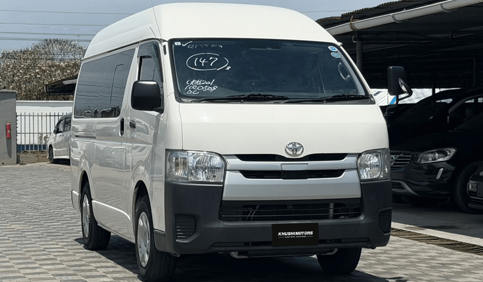 2019 Toyota Hiace DX image-1