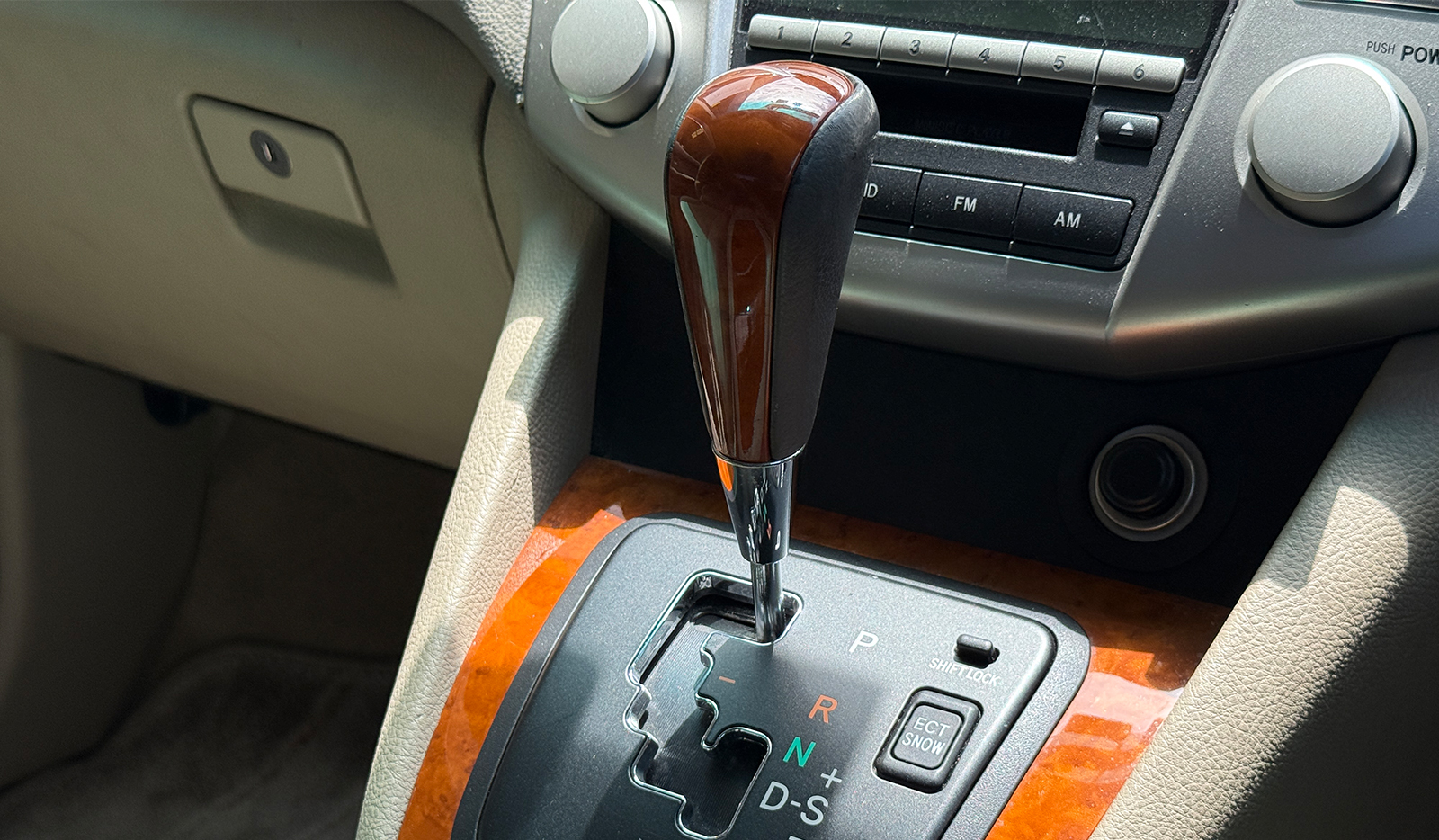 2005 Toyota Harrier 240 GL PKG image-5