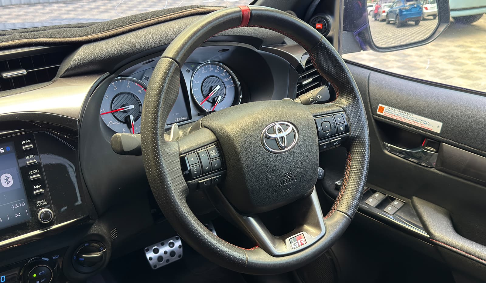 2022 Toyota Hilux Z GR SPORTS image-5