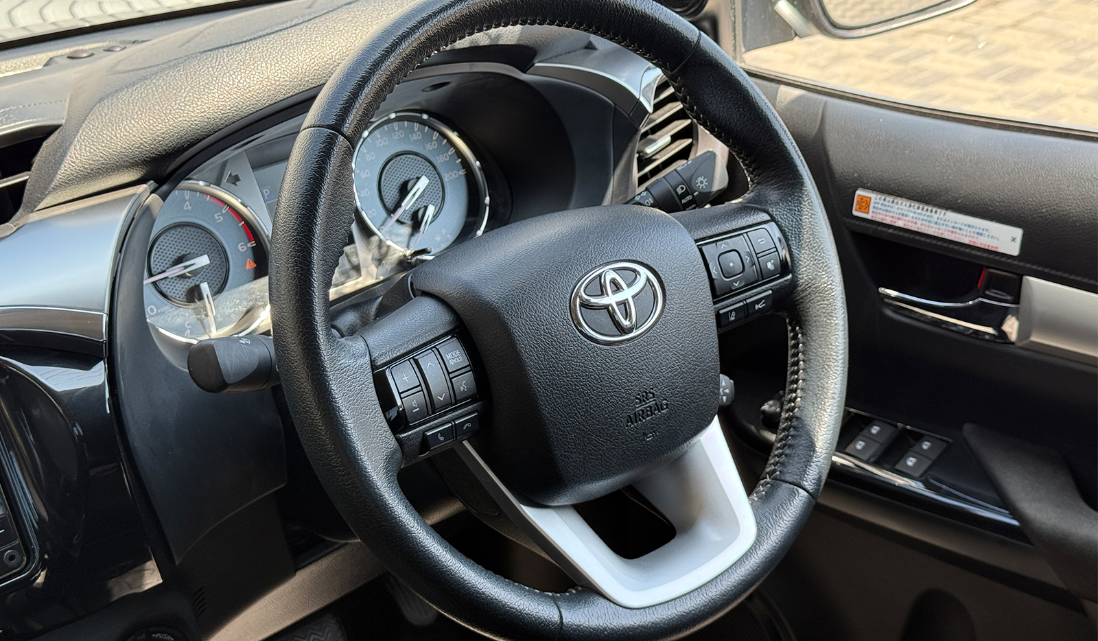 2021 Toyota Hilux Z image-5