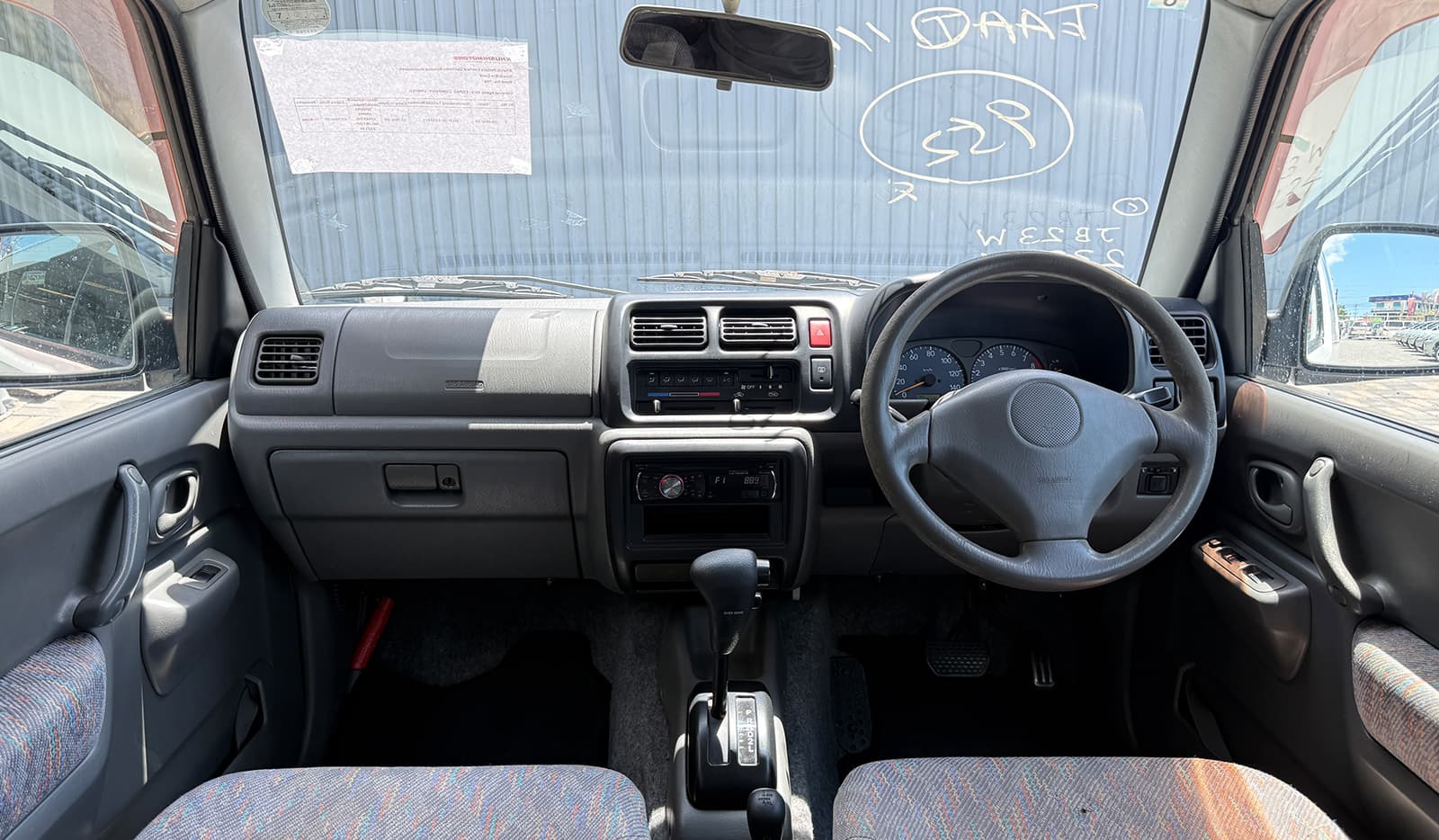 2001 Suzuki Jimny XC image-5