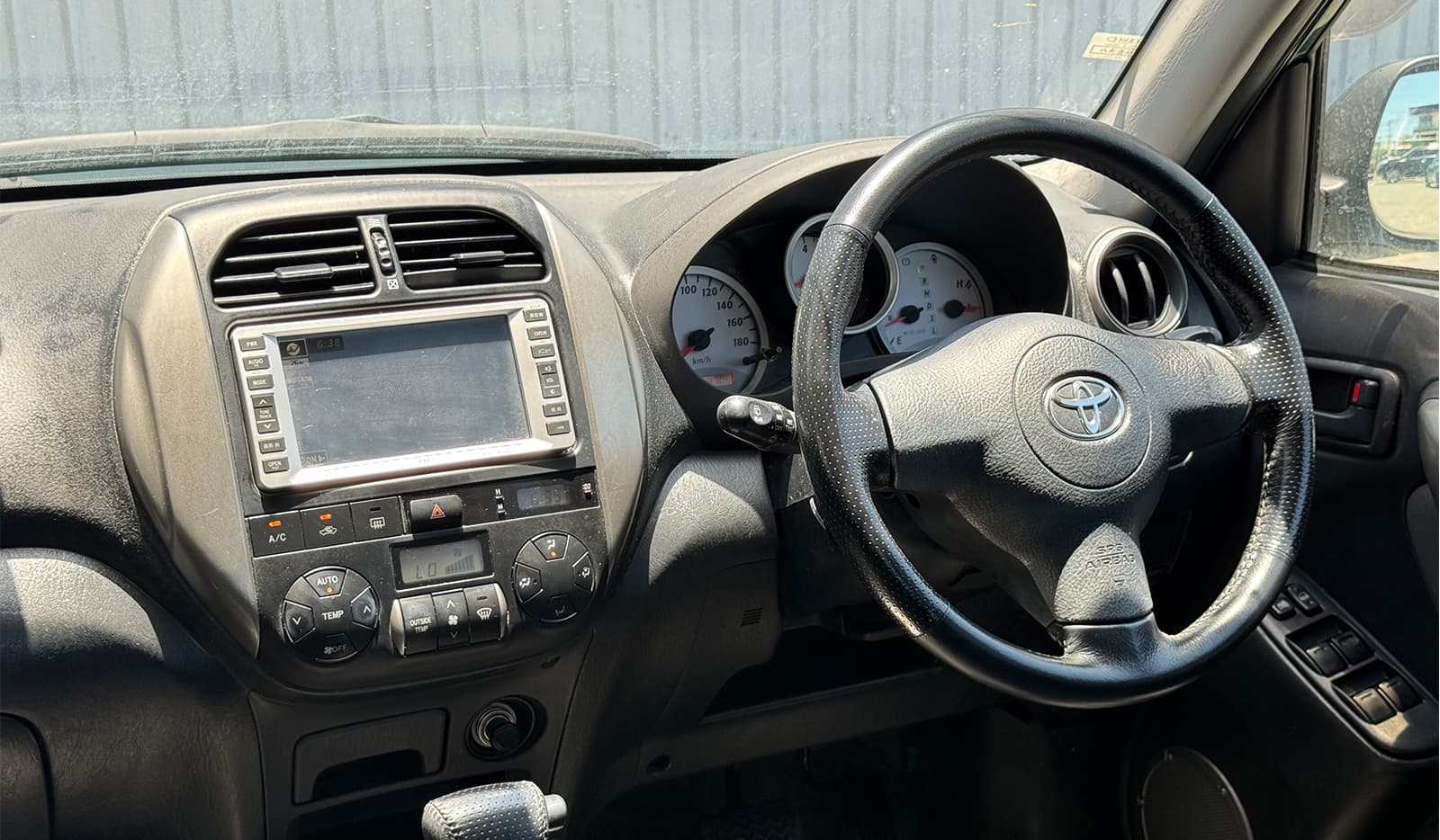 2005 Toyota RAV-4 XG PKG image-5