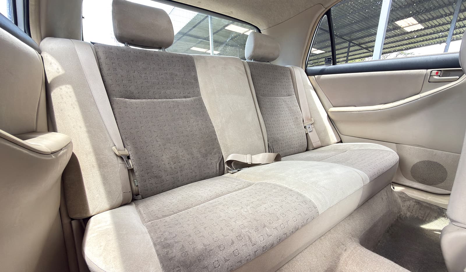 2002 Toyota Alex XS image-11