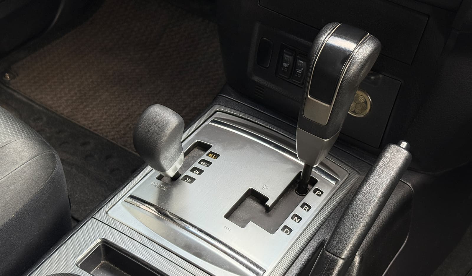 2008 Mitsubishi Pajero LONG EXCEED image-9