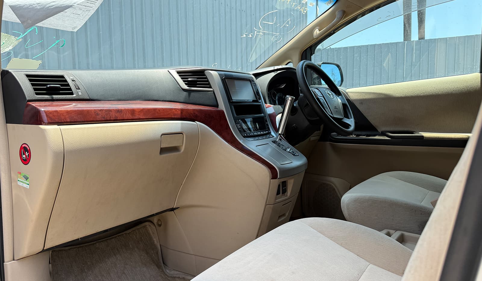 2009 Toyota Alphard 240X image-8