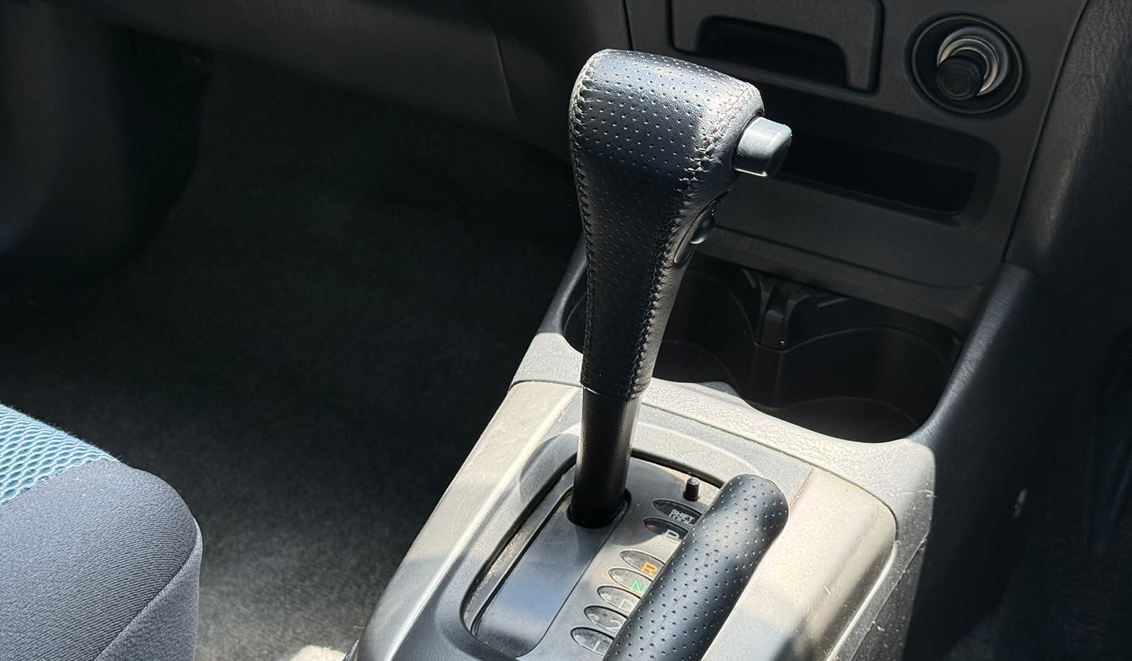 2005 Toyota RAV-4 XG PKG image-9