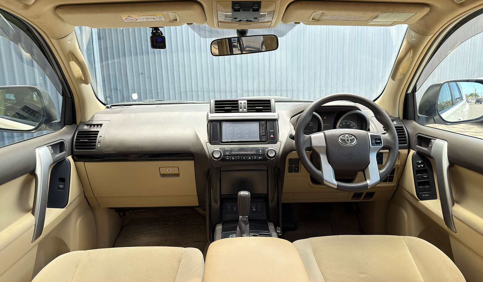 2016 Toyota Land Cruiser Prado TX image-5