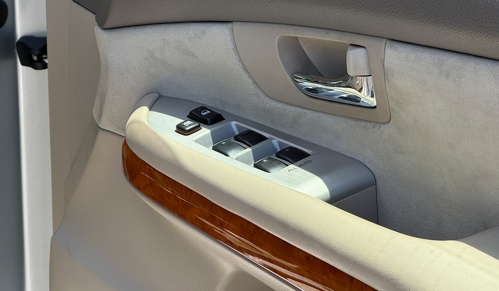 2005 Toyota Harrier 240 GL PKG image-13
