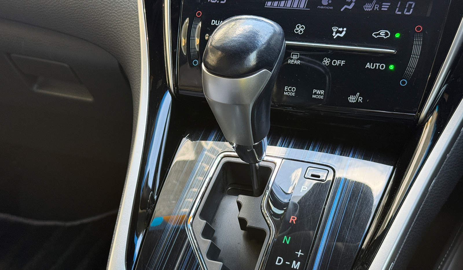 2017 Toyota Harrier PREMIUM STYLISH image-10