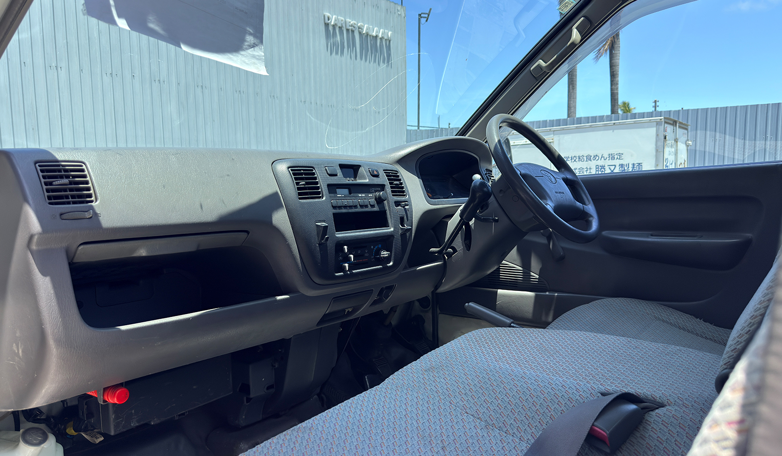 2002 Toyota Townace Truck DX image-6