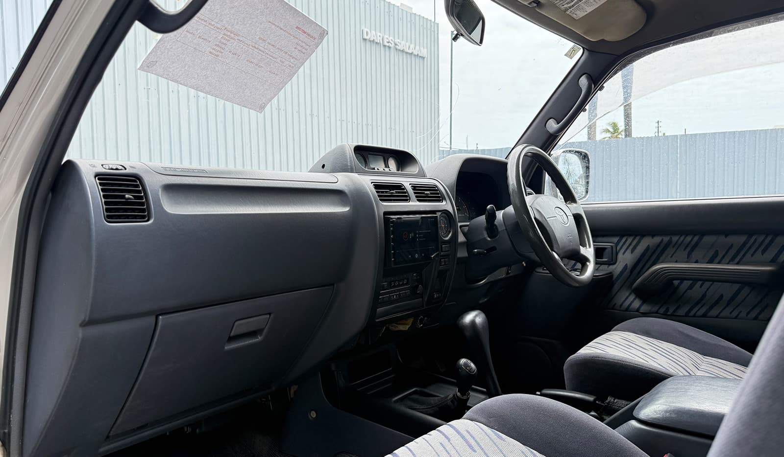 1997 Toyota Land Cruiser Prado TX image-7