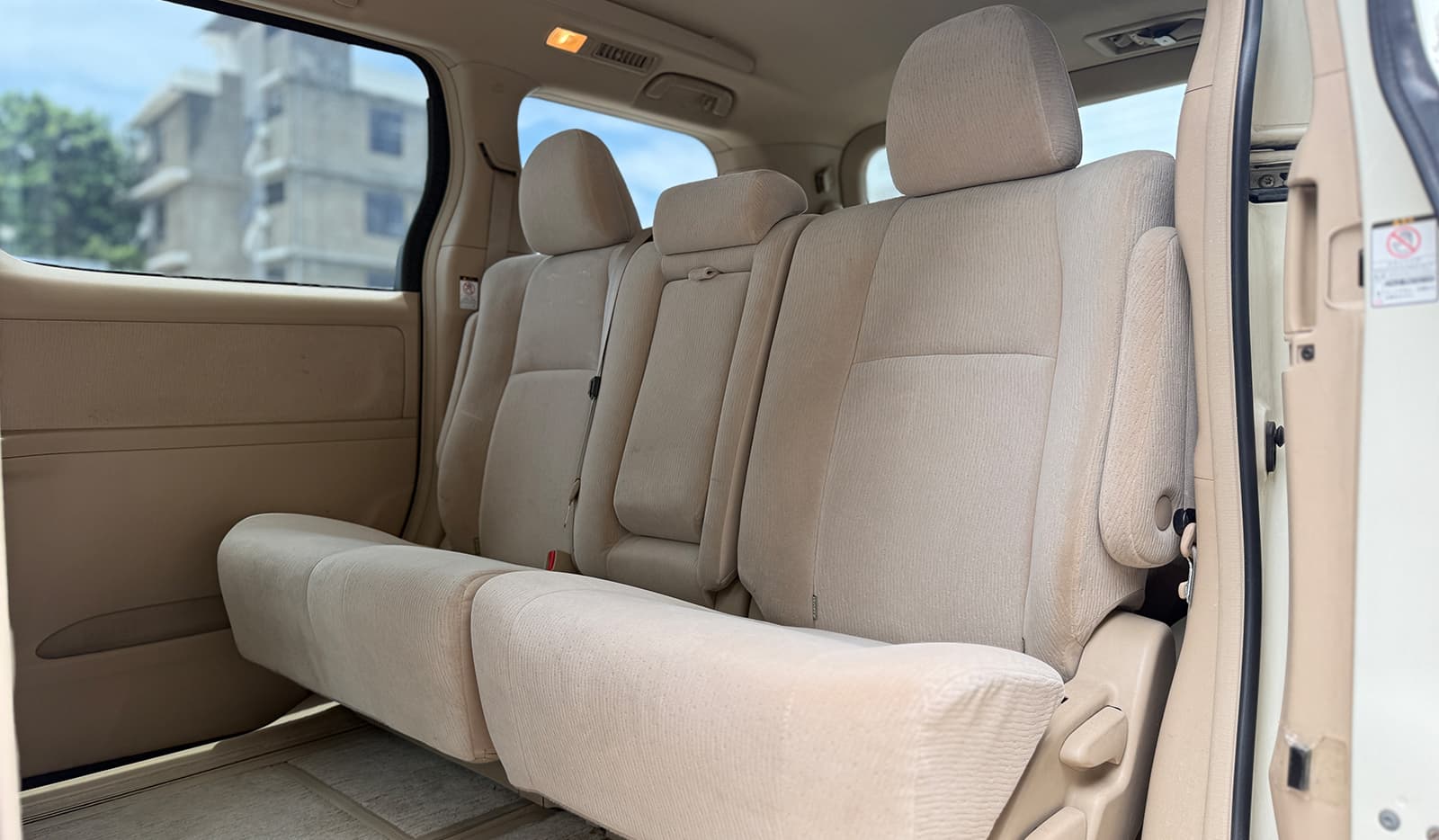 2008 Toyota Alphard X image-12