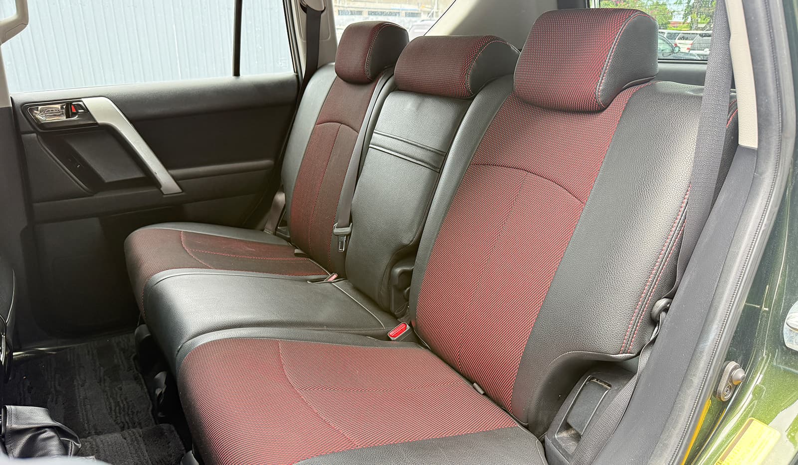2016 Toyota Land Cruiser Prado TX image-11
