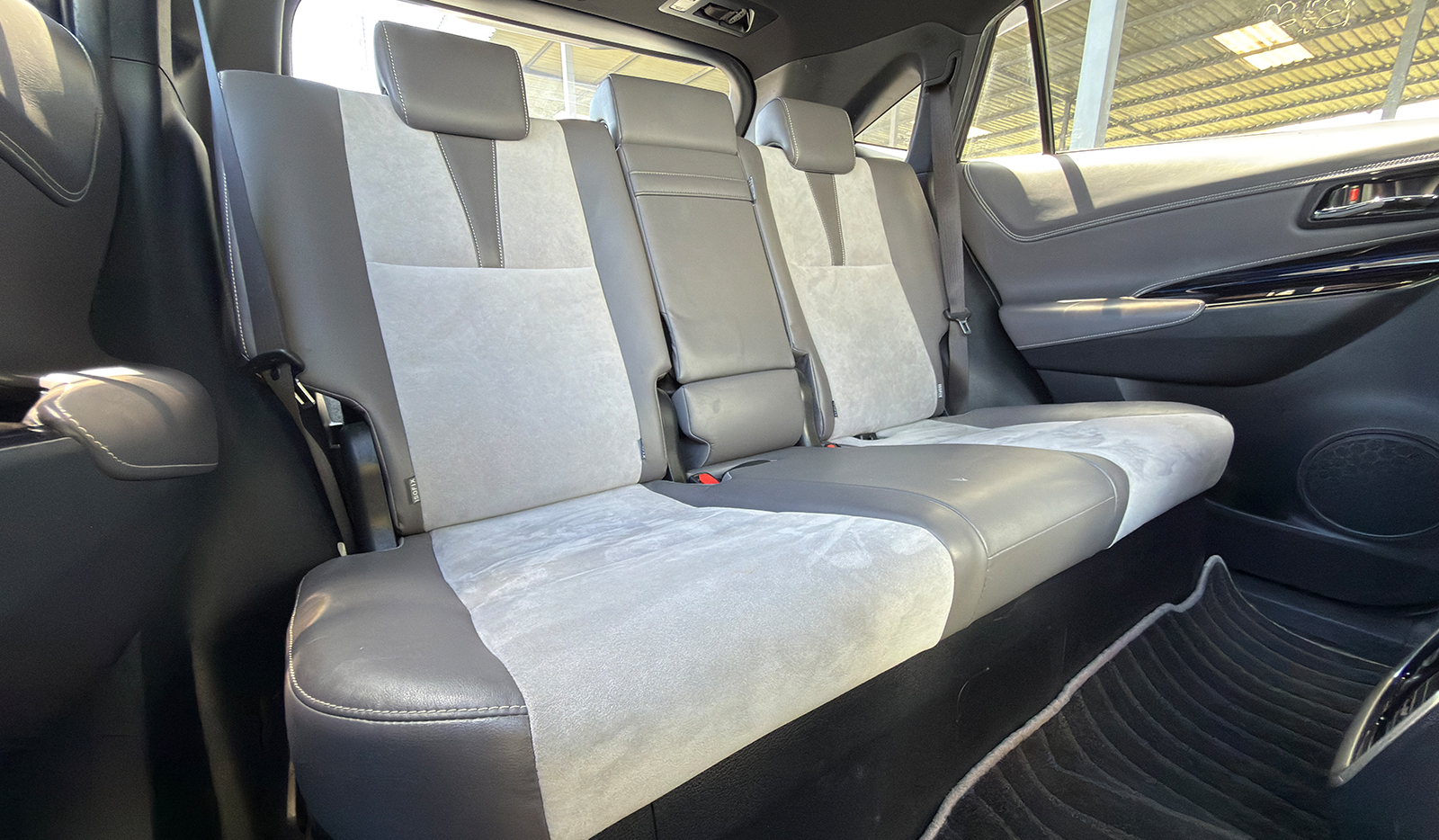 2017 Toyota Harrier PREMIUM STYLISH image-11