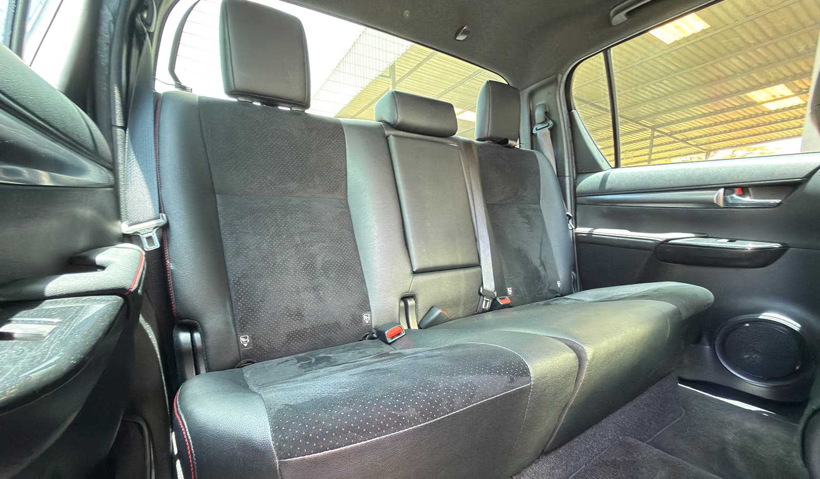 2022 Toyota Hilux Z GR SPORTS image-11