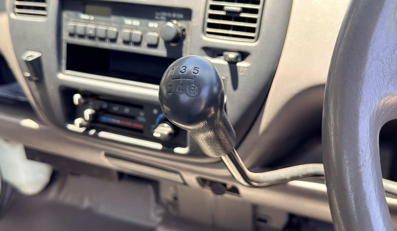 2002 Toyota Townace Truck DX image-7