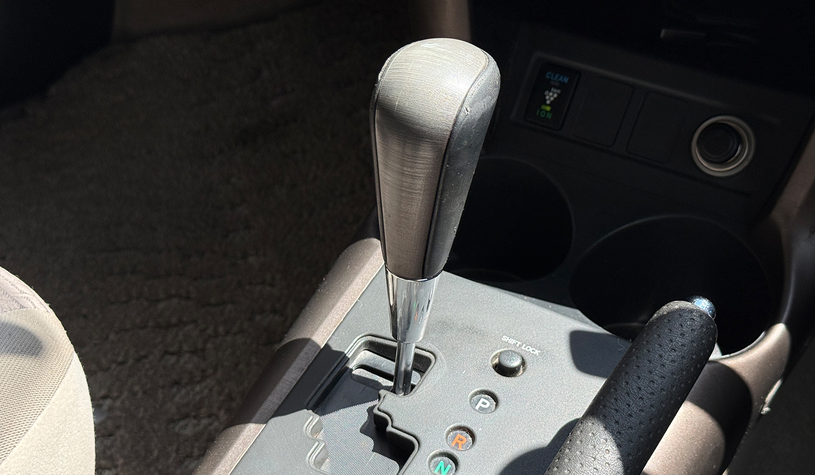 2008 Toyota Vanguard 240S 4WD image-9