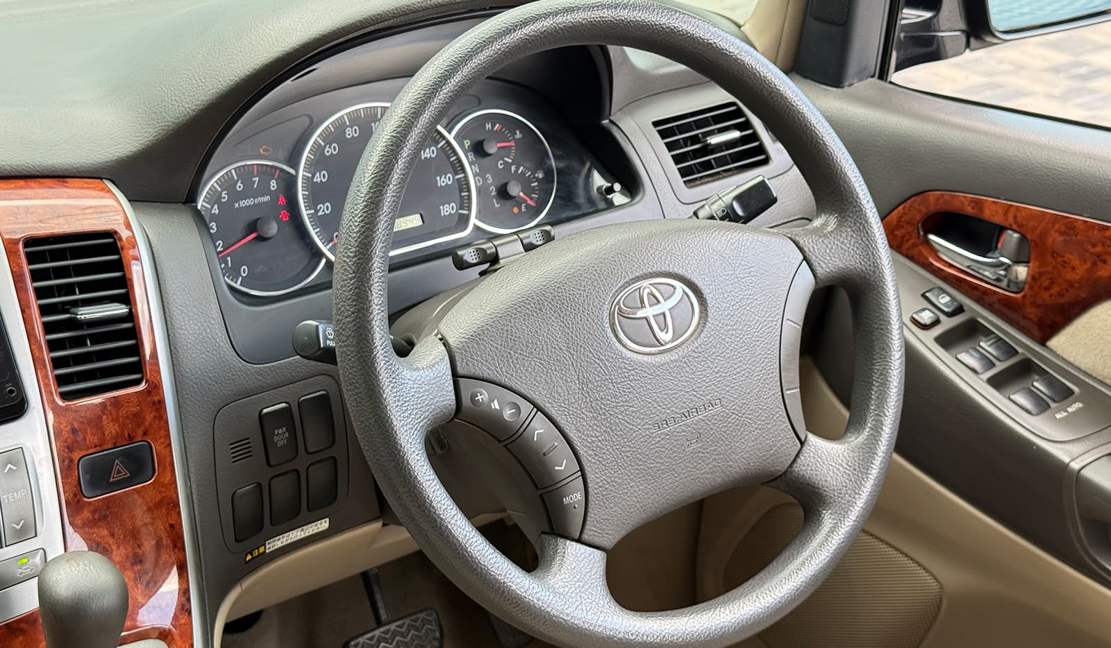 2002 Toyota Alphard AX L EDITION image-5
