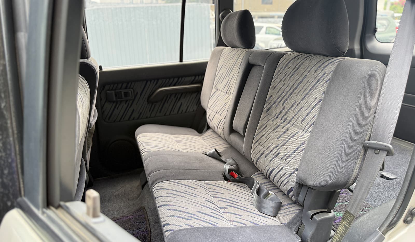 1997 Toyota Land Cruiser Prado TX image-11