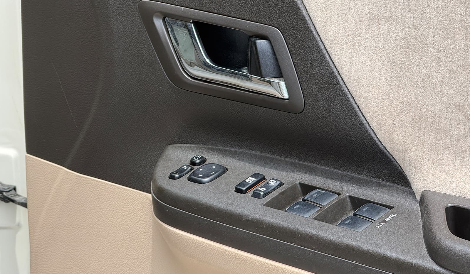 2008 Toyota Alphard X image-14