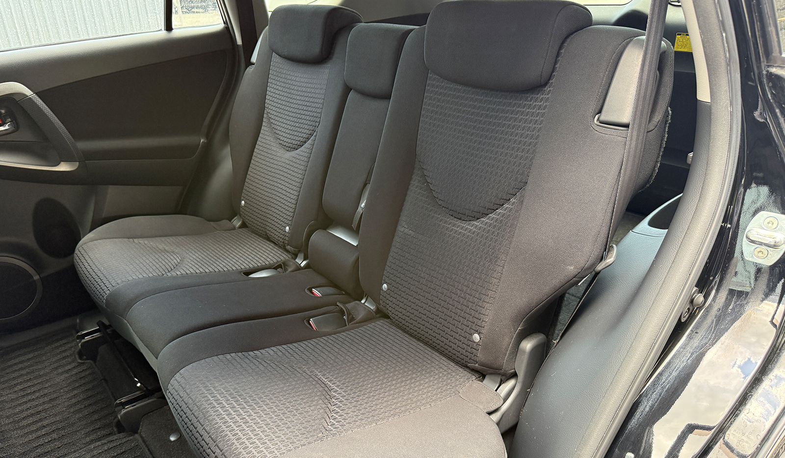 2009 Toyota Vanguard 240S image-11