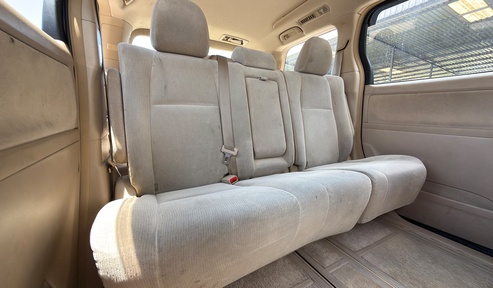 2009 Toyota Alphard 240X image-13