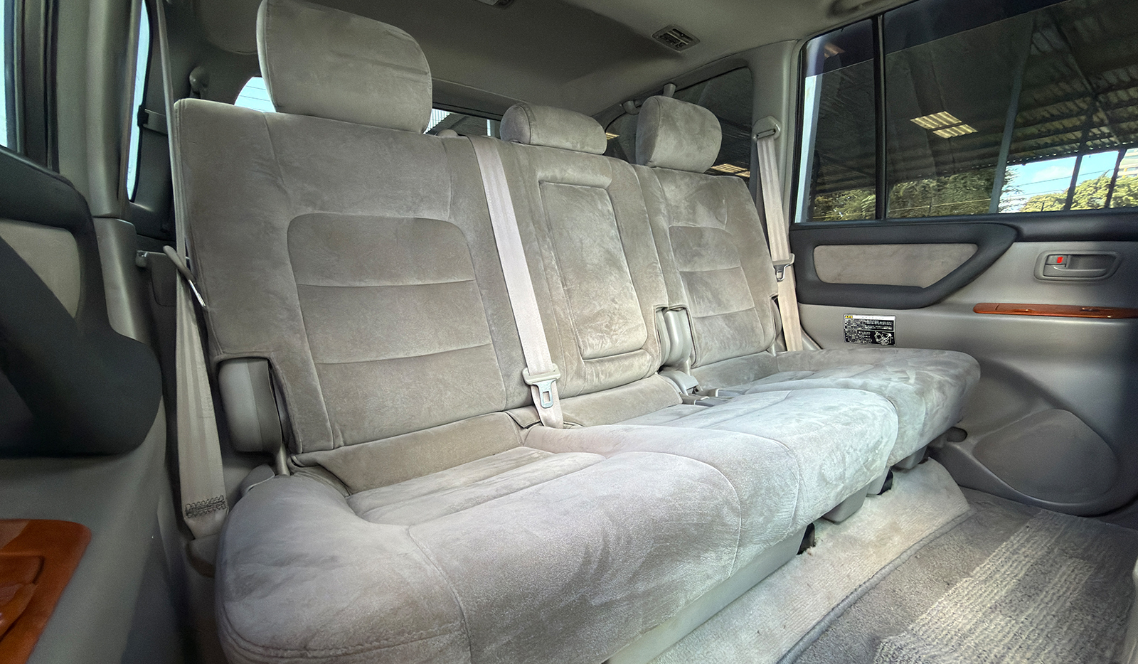 2005 Toyota Land Cruiser 100 VX LTD G SELEC TOURING image-9