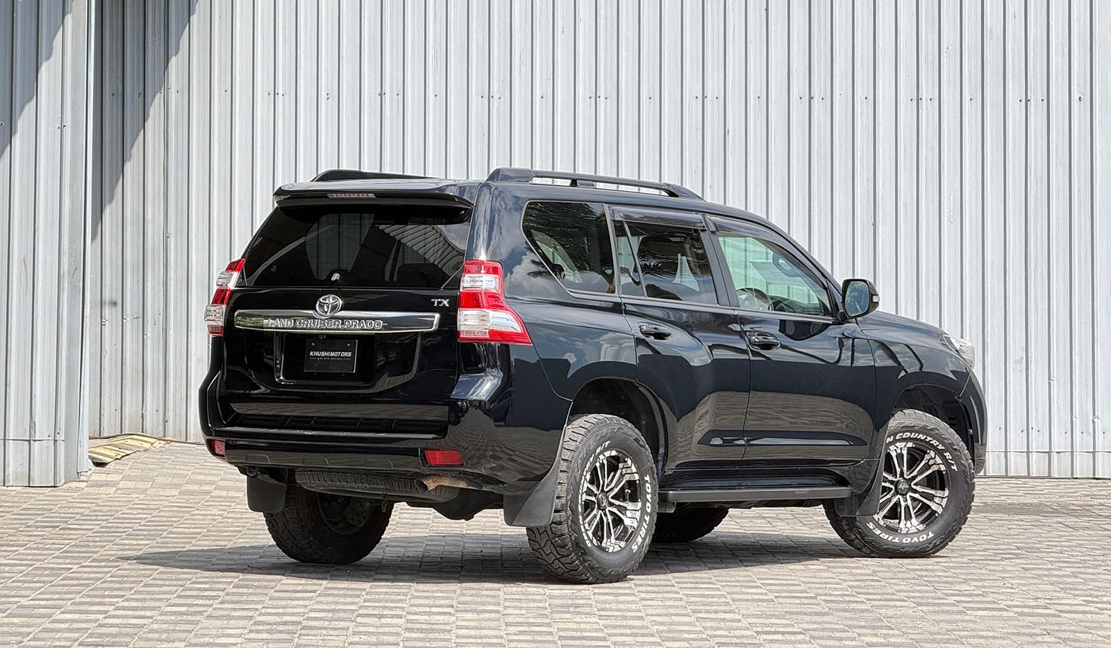 2016 Toyota Land Cruiser Prado TX image-3