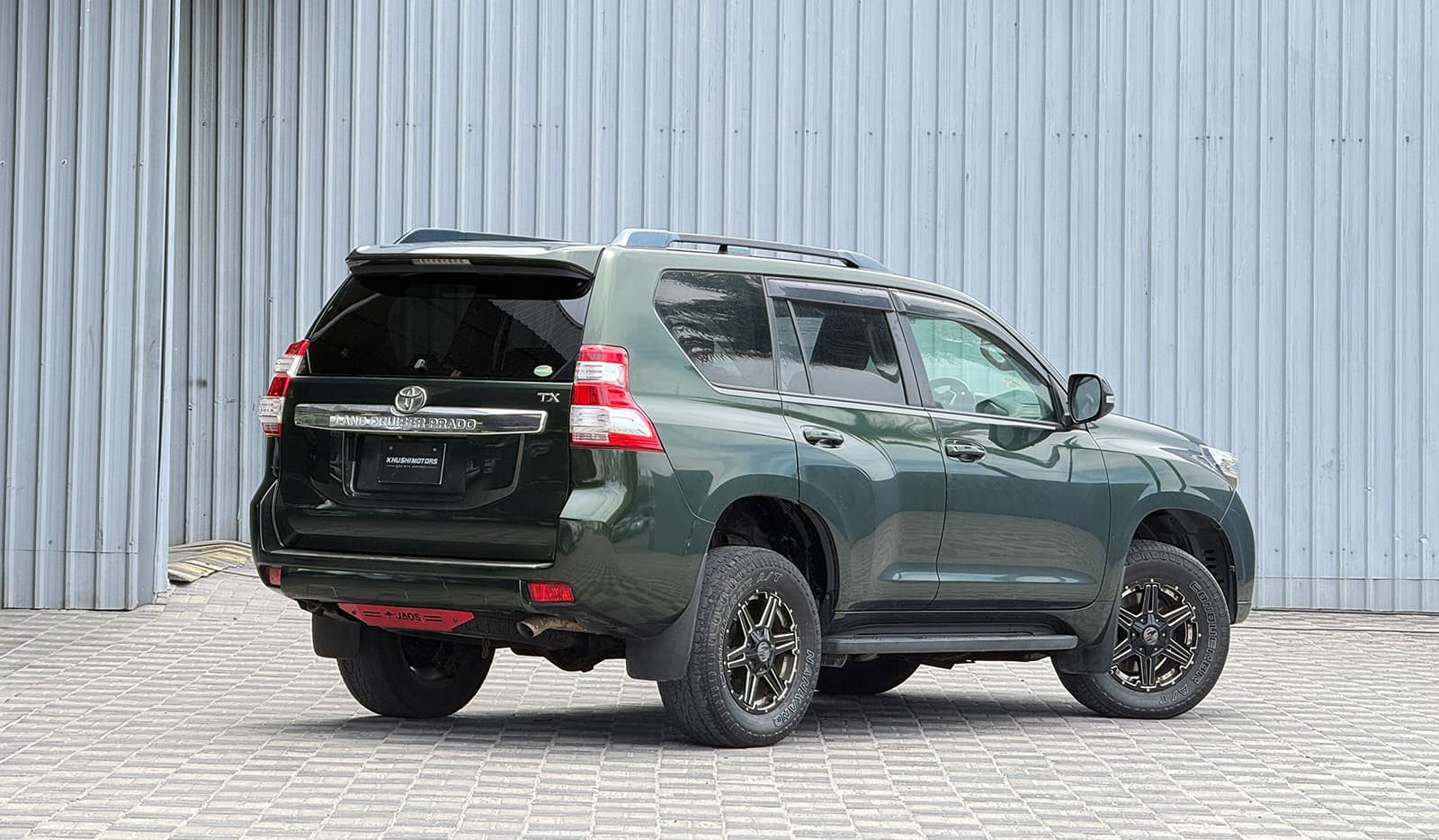 2016 Toyota Land Cruiser Prado TX image-4