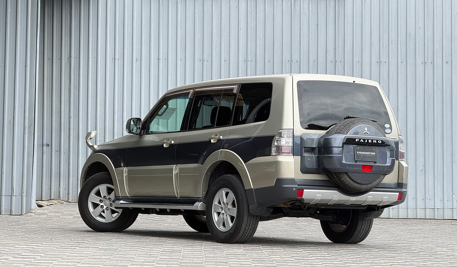 2008 Mitsubishi Pajero EXCEED image-4