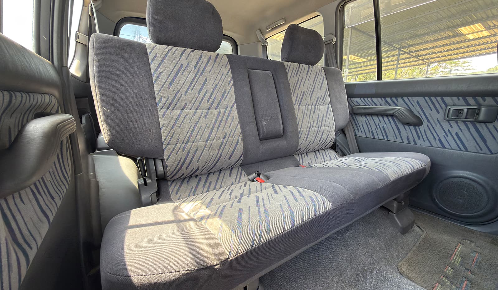 1997 Toyota Land Cruiser Prado TX 4WD image-14