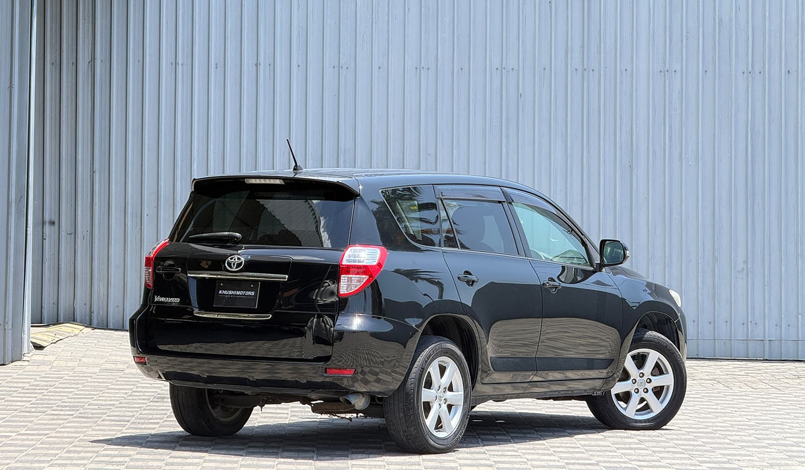 2009 Toyota Vanguard 240S image-3